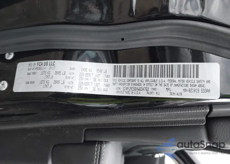 2017 Jeep Cherokee Latitude 4X4 z USA, uszkodzony, nr VIN 1C4PJMCS6HW634762